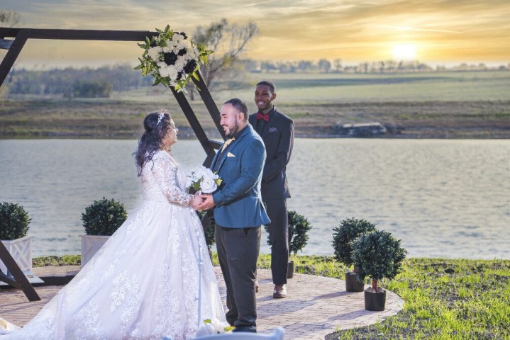 Plan Your Dream Wedding Around the Perfect Wedding Venue in Rogers